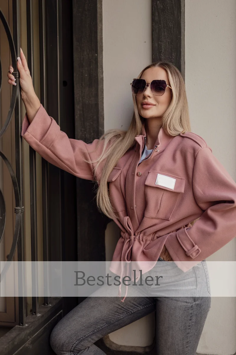 Stöbern Sie in Bestsellern bei Kesi – Die beliebteste Damenbekleidung im Großhandel, die Stil und hohe Qualität vereint.