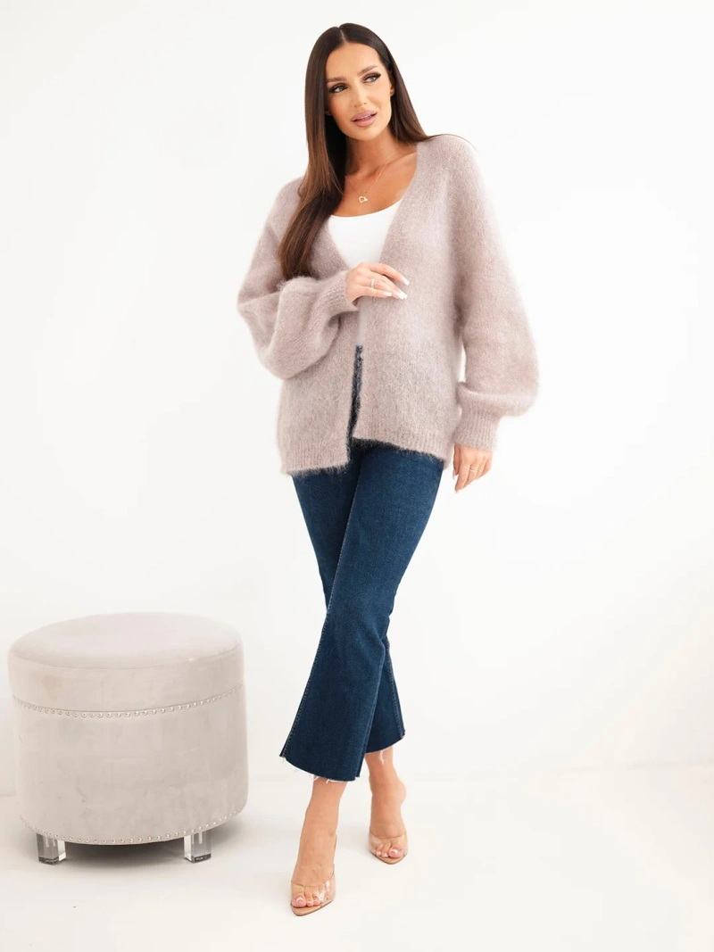 Damenpullover aus 80% Kidmohair in lockerem Schnitt ohne Verschluss dunkel beige