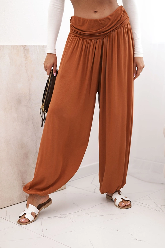 Damenhose aus Viskose mit weitem Bein und Rüschen Ingwer