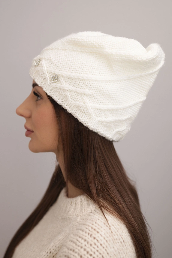Women's winter wool hat with decorative rhinestones and woven pattern K396 white