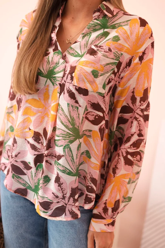 Women's viscose shirt with collar and floral pattern in powder pink