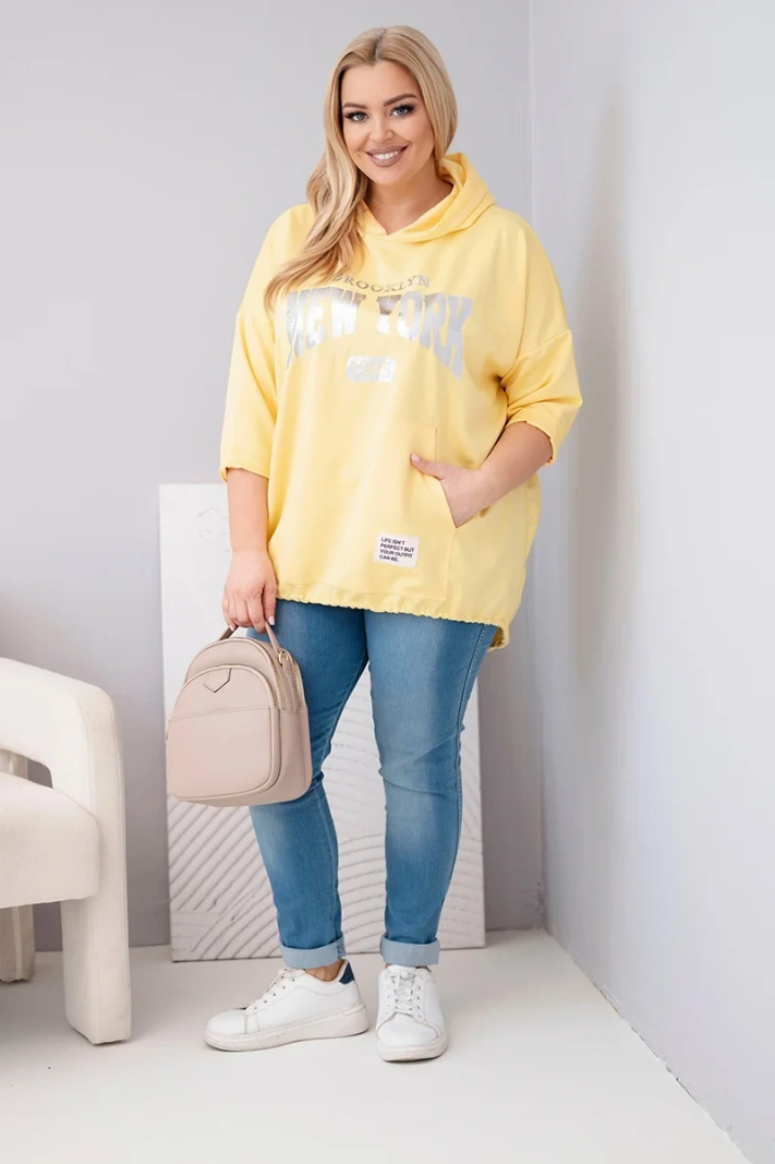 Dámska mikina Plus Size z viskózy s kapucňou a klokanovou kapsou žltá