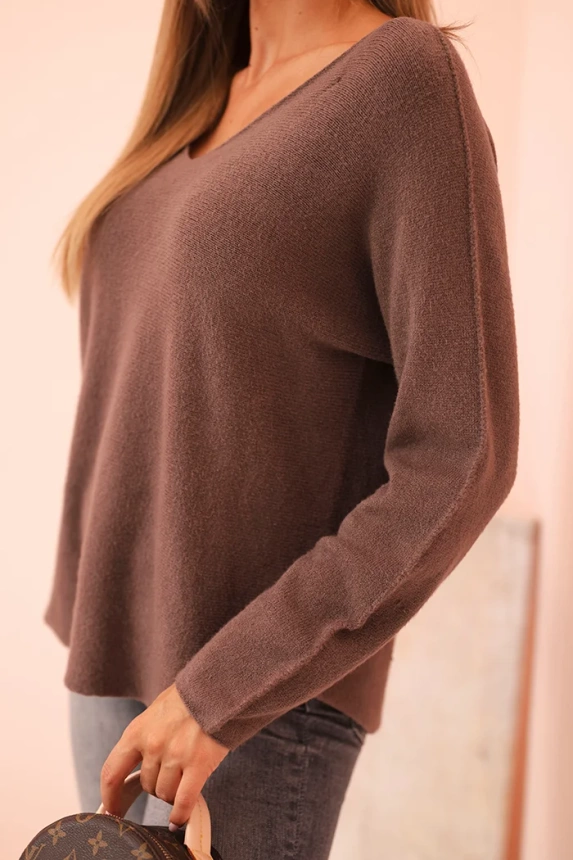 Women's sweater with viscose and V-neck mocha