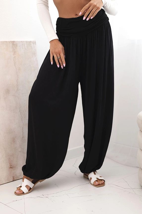 Women's viscose trousers with wide leg and ruffles black