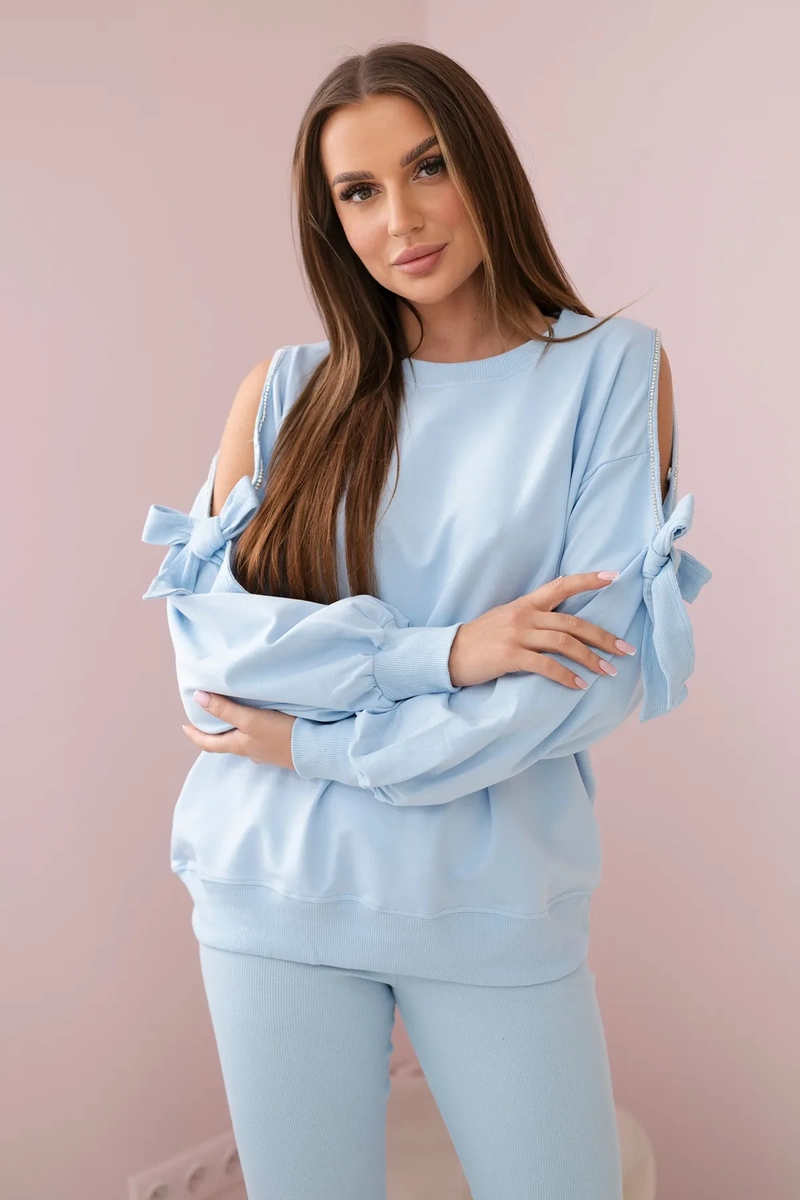Komplet bluzy z kokardą na rękawach i legginsów niebieski zdjęcie 2