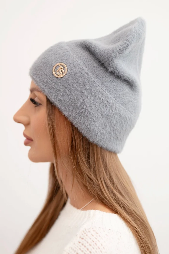 Women's soft alpaca hat with decorative plate gray