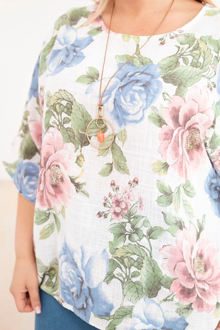 Women's plus-size cotton blouse with short sleeves and floral pattern white