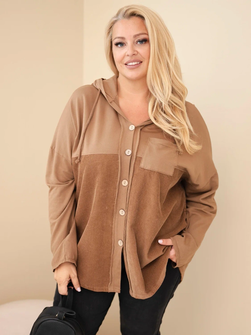 Moteriškas medvilninis Plus Size džemperis su gobtuvu ir mygtukais rudos spalvos