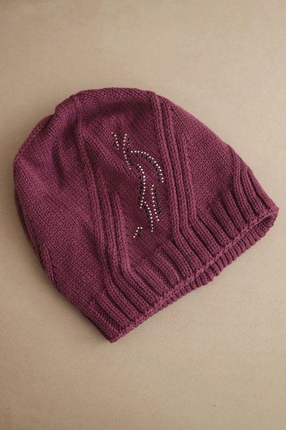 Women's winter hat with wool in a loose fit K442 purple
