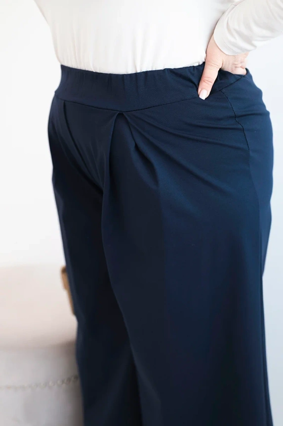 Moteriškos Plus Size kelnės su plačiomis kojomis ir raukiniais mėlynos