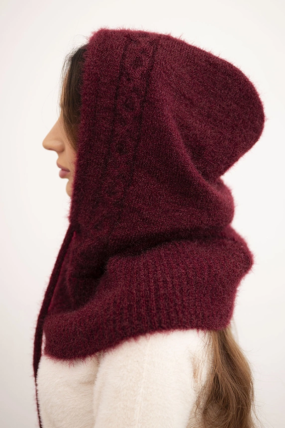 Women's hooded cap with ties and braid weave burgundy