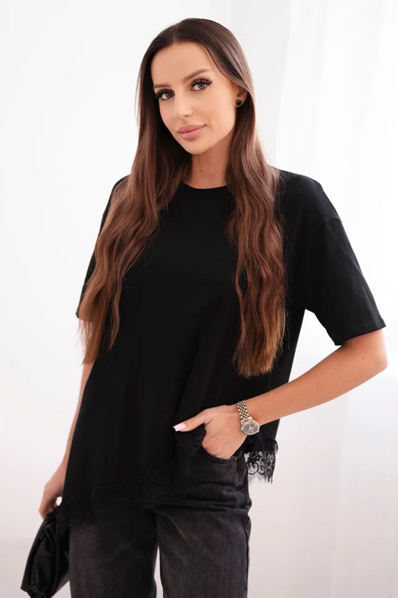 Women's asymmetrical cotton blouse with lace at the bottom black