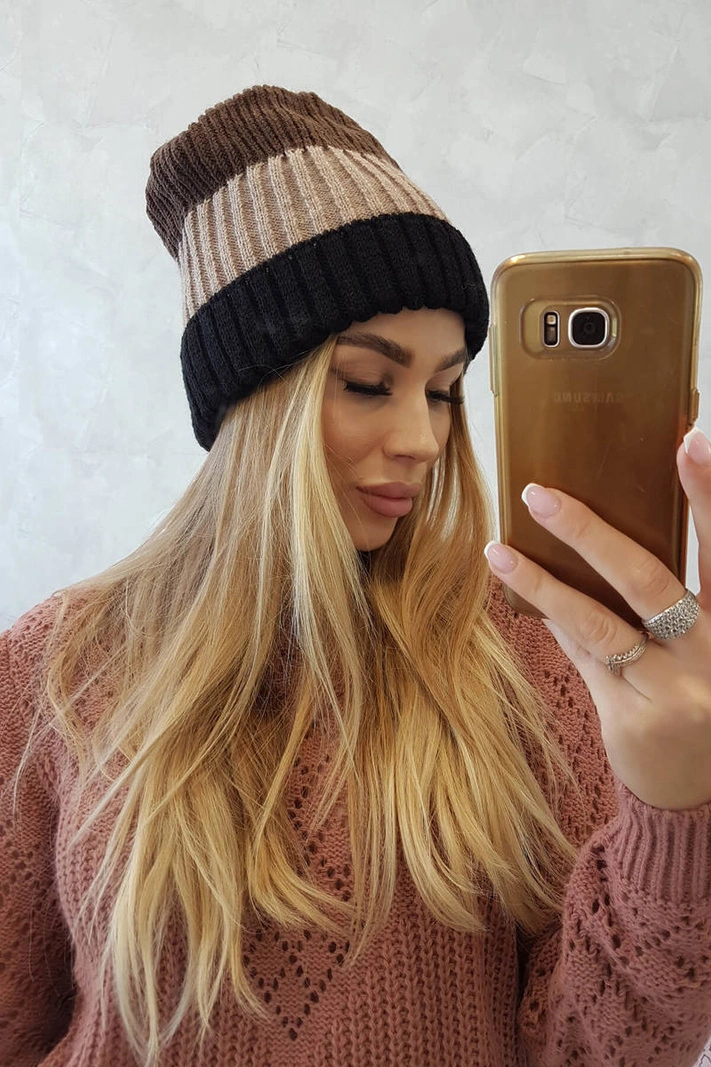 Bojana vilnonė kepurė K265 black+beige+cappuccino