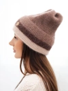 Čiapka dámska beanie rebrovaná s ozdobou fango+béžová