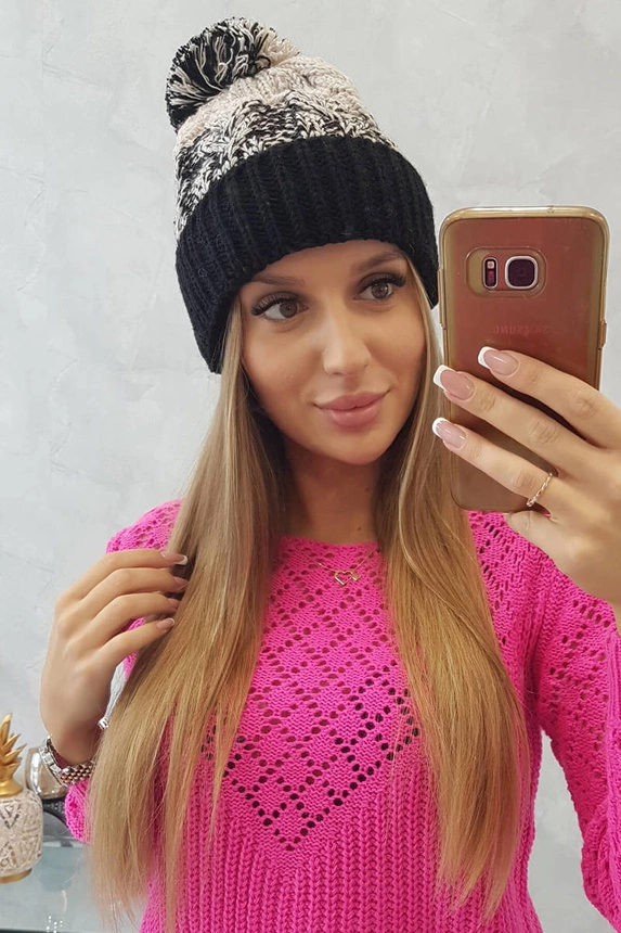 Moteriška kepurė su pomponu Abigail K326 beige+black