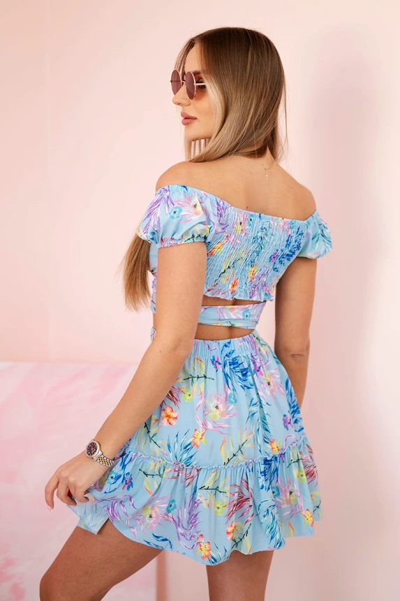 Set with flowers azure