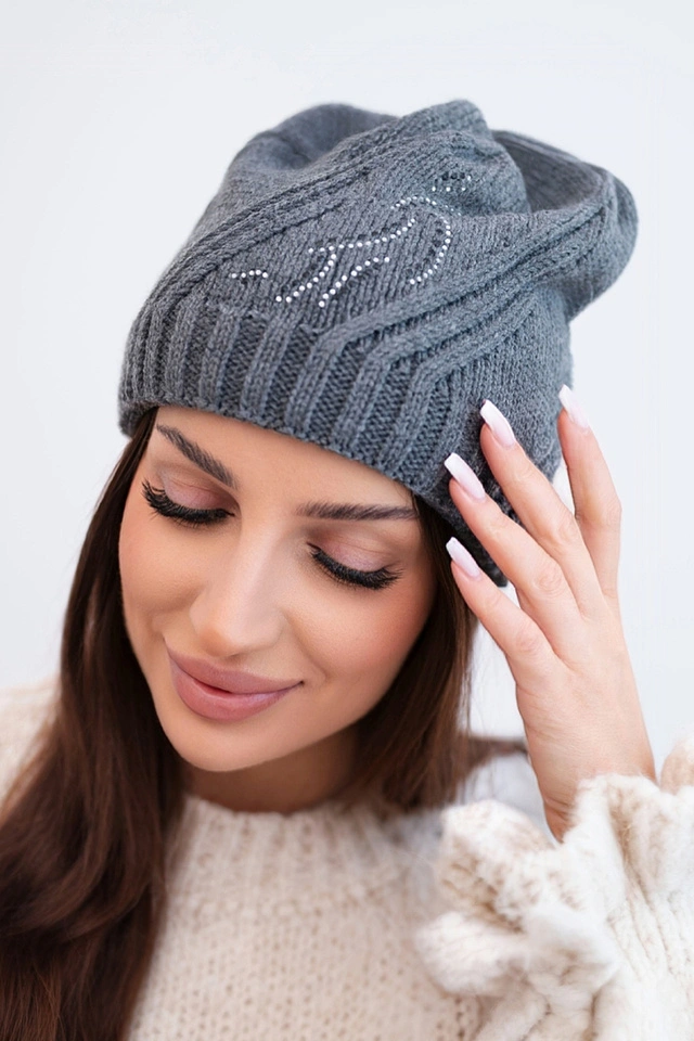 Women's wool winter hat with decorative crystals K399 black