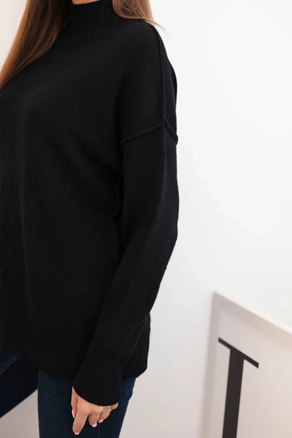 Women's viscose sweater with a ribbed turtleneck and loose fit black