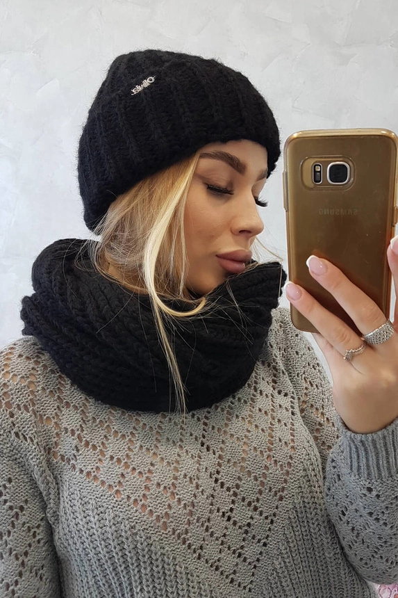 Moteriškas storas briaunuotas rinkinys P100 black