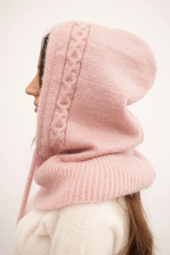 Women's hooded cap with ties and braid pattern powder pink