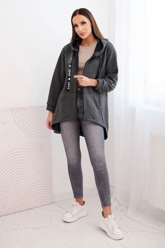 Sweatshirt with longer back and hood graphite