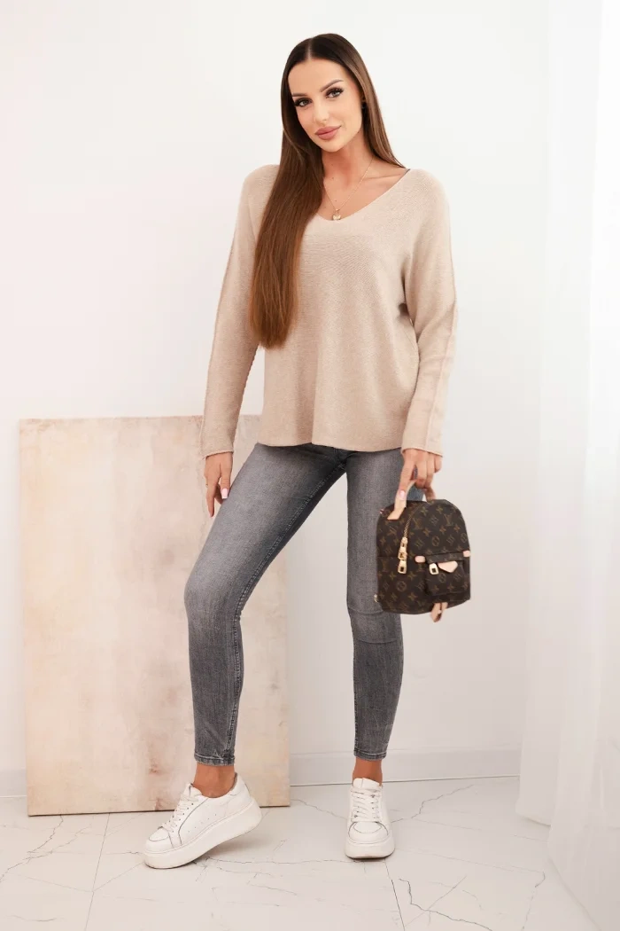 Women's sweater with viscose and a V-neck dark beige