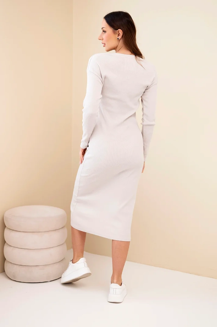 Damenkleid aus Baumwolle mit langen Ärmeln und Knopfausschnitt beige