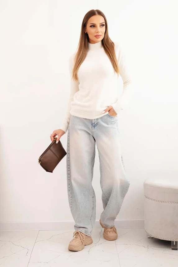 Women's alpaca sweater with a mock turtleneck beige