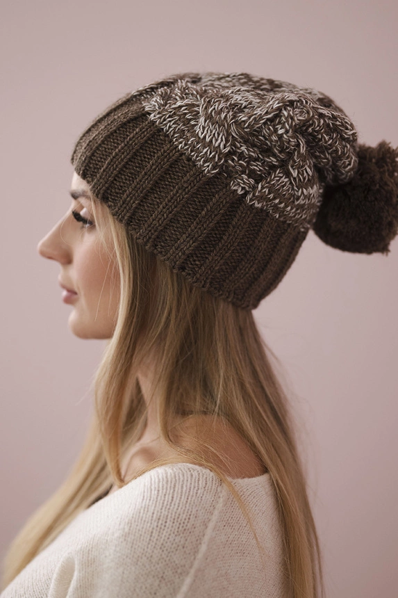 Cap with fleece Paryż K213 brown+ecru