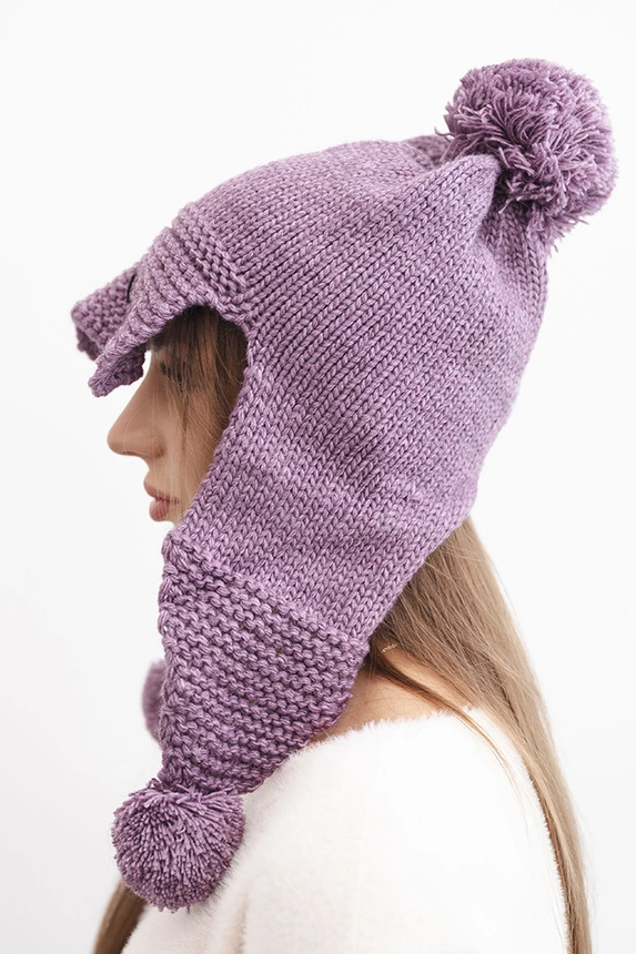 Damenwintermütze mit Wolle, mit Schirm und Pompons K475 lila