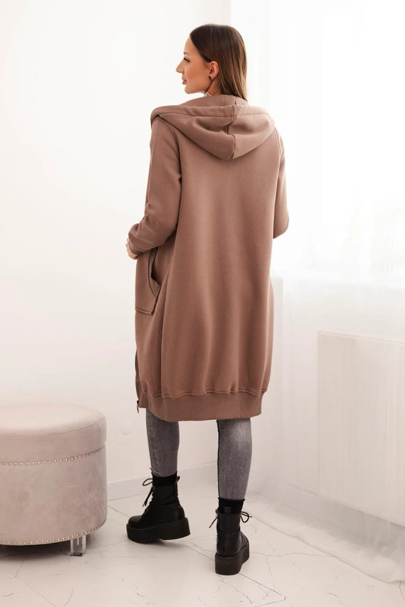 Long insulated sweatshirt with a hood mocca