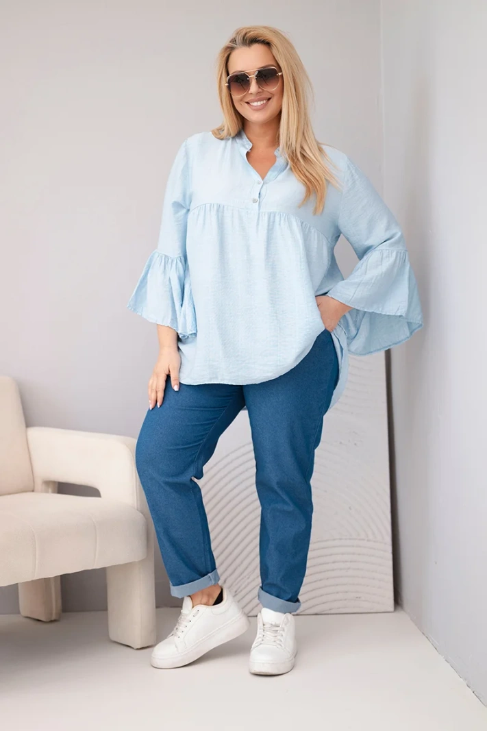 Viskose-Plus-Size-Damenbluse mit Volantärmeln und V-Ausschnitt blau