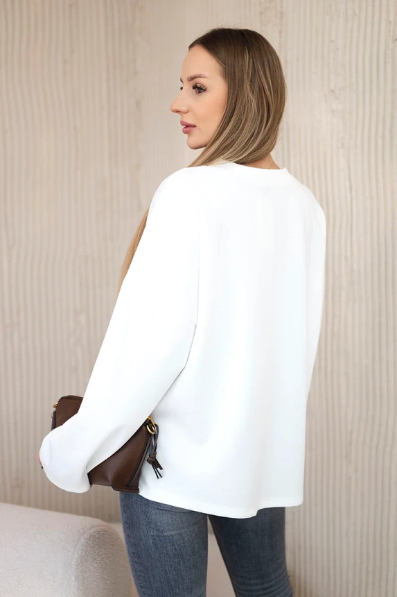 Butter fabric sweatshirt with a decorative flower ecru