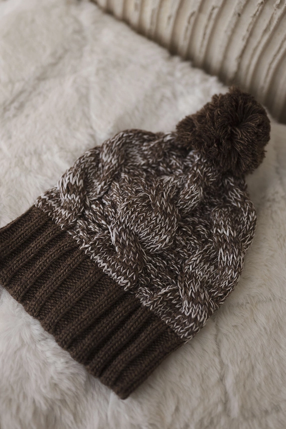 Čapica s fleece Paryż K213 hnedá + ecru