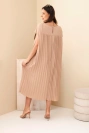 Damenkleid aus Viskose plissiert mit kurzem Ärmel camel