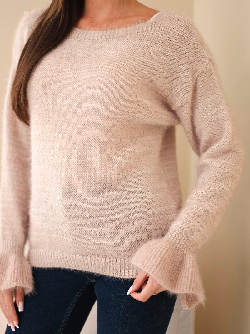 Dámský svetr s mohérem a vlnou s volánkem na rukávech béžový