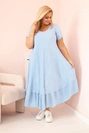 Damenkleid in Übergröße mit kurzen Ärmeln und Rüsche aus leichter Viskose blau