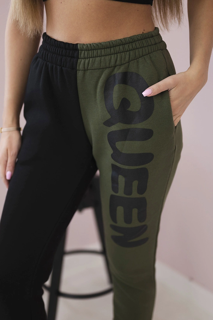 Dámske tepláky s nápisom QUEEN khaki