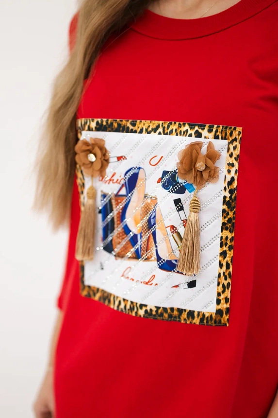 Kleid mit 3D-Grafik und Zierrüschen rot