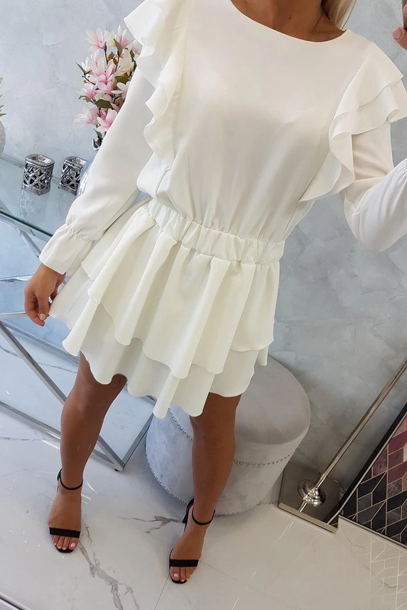 Kleid mit vertikalen Rüschen ecru