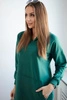 Grünes Kleid mit Kapuze