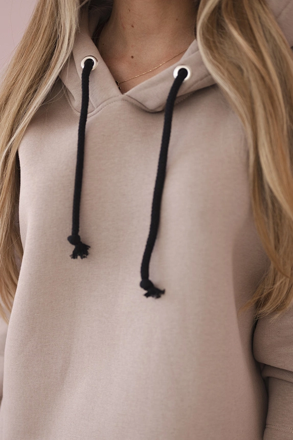 Šaty s kapucí a bočním rozparkem tmavě béžové