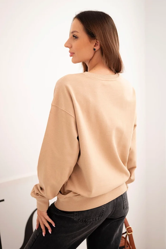 Women's basic looped cotton sweatshirt with a round neckline beige