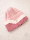 Czapka damska beanie prążkowana z ozdobą pudrowy róż+ciemnoróżowa
