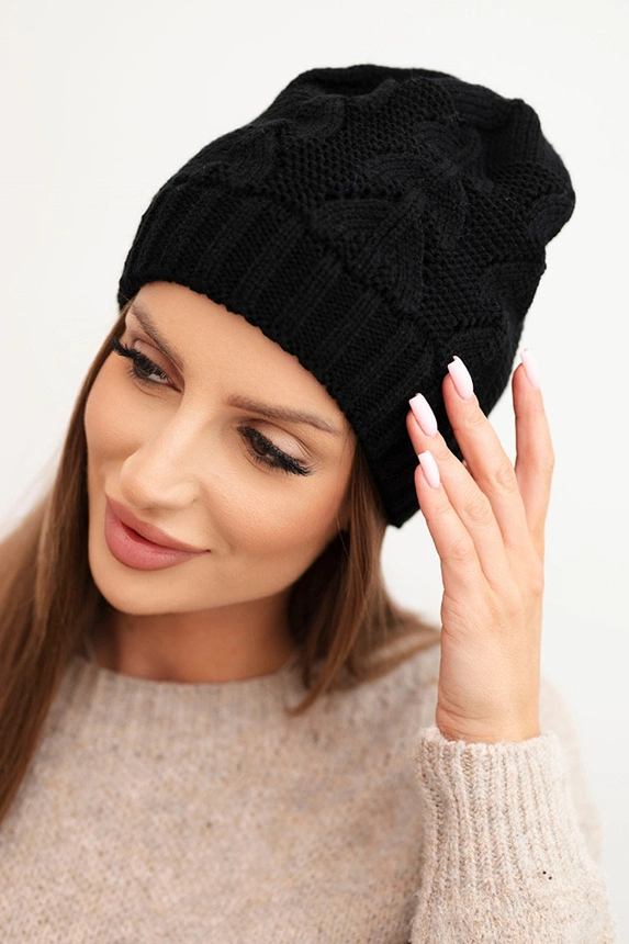 Cap with fleece Marta K231 ecru