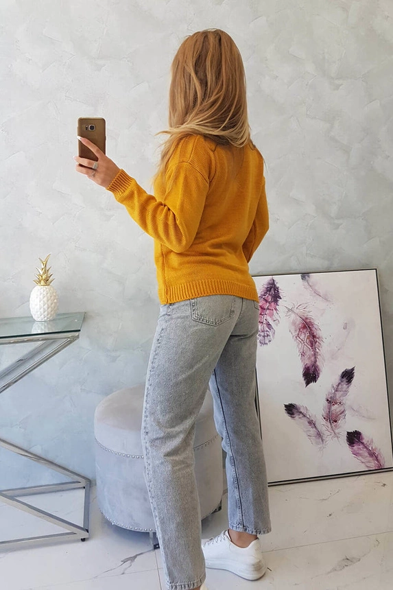 V-Ausschnitt-Pullover senf