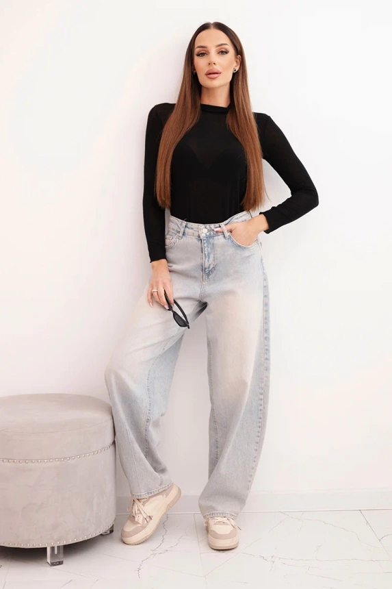 Women's cashmere blouse with a delicate turtleneck and long sleeves black