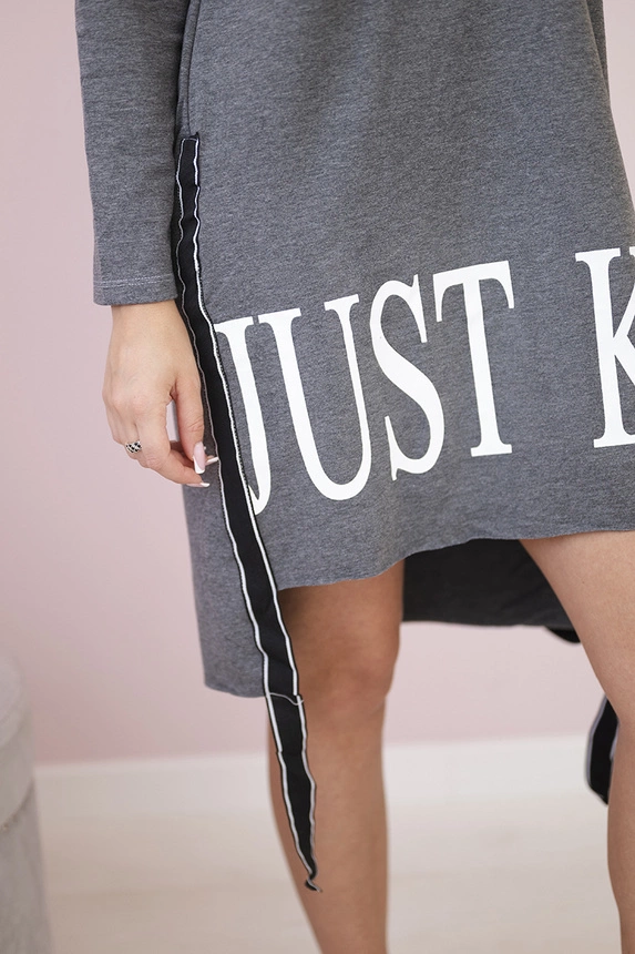 Kleid mit Kapuze und Druck in Graphit