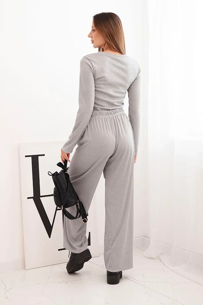 Damenensemble aus Viskose mit Bluse und weiten Hosen grau