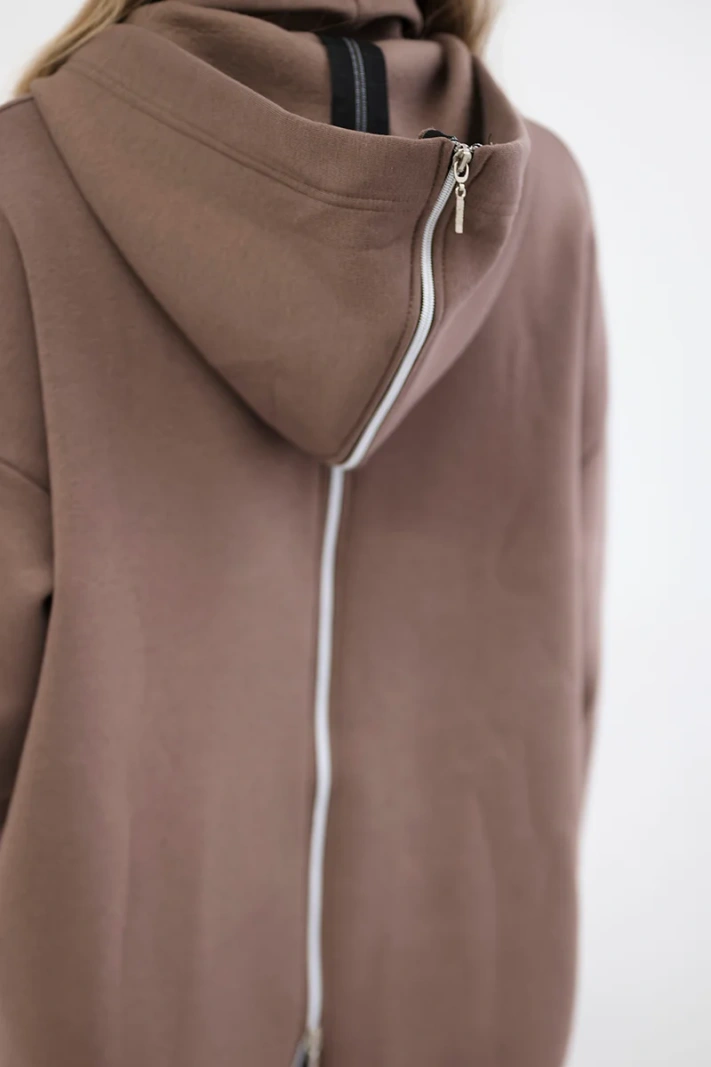 Zateplená mikina so zapínaním na zips vzadu mocca